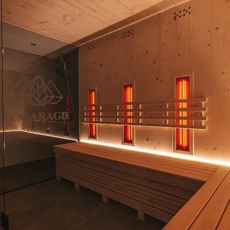 Szmaragd Z Basenem - Znizki Na Termy - Sauna - Bilard - Stoki Narciarskie Alpesi faház